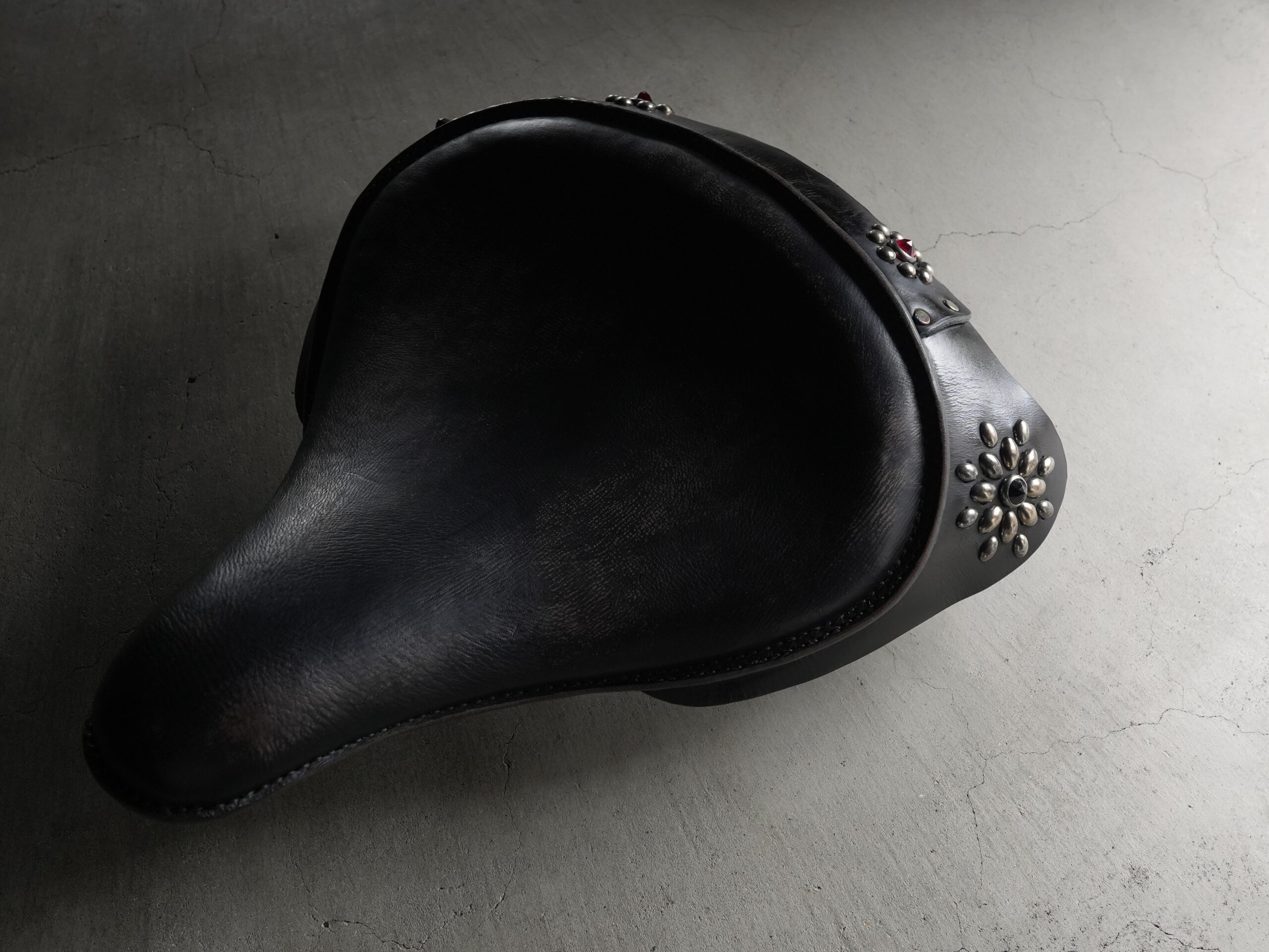 KR Deluxe Solo Seat | ONES WORKER ワンズワーカー